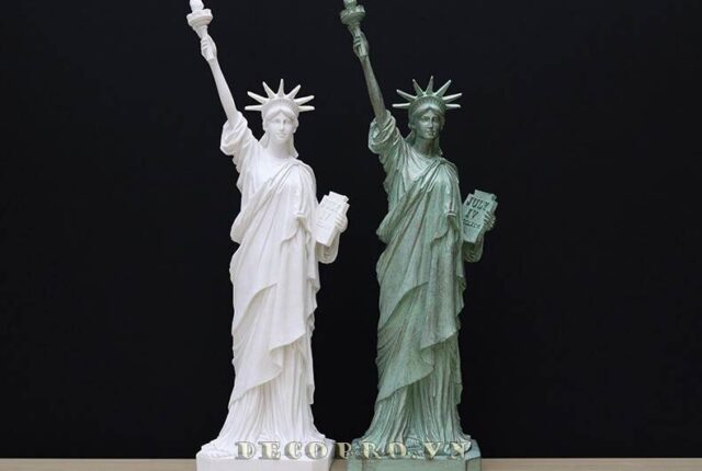 Gửi tượng đi Mỹ